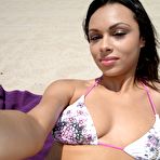 First pic of Bethany - IKnowThatGirl.com