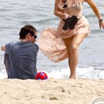 Fourth pic of Kate Hudson fully naked at Largest Celebrities Archive!