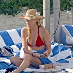 Fourth pic of Kate Hudson fully naked at Largest Celebrities Archive!