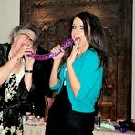 Second pic of Horny Birds 