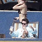 Second pic of Kate Hudson fully naked at Largest Celebrities Archive!