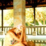 Third pic of Kate Hudson