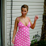 First pic of HOT TEEN CAITLYNN! | CUTE TOPLESS TEEN!