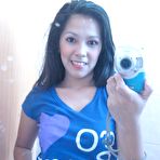 First pic of Filipina girl sends her self shot nude pictures to her boyfriend.