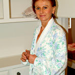 First pic of Over 30 MILF - AllOver30.com