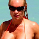 Third pic of  Nicole Austin fully naked at TheFreeCelebMovieArchive.com! 