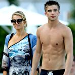 First pic of Paris Hilton sexy swimsuit out of the pool