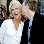 Fourth pic of -=Celeb King=- Celebrity Videoclips and Pictures!