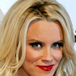 Second pic of :: Babylon X ::Jenny McCarthy gallery