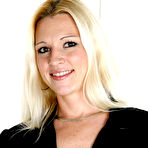 Second pic of Mature Pictures Featuring 30 Year Old Kyra From AllOver30