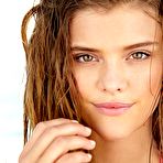 Third pic of Nina Agdal sexy in bikinies photoset