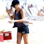 Third pic of Katie Cassidy wearing a bikini in Miami