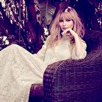 Second pic of Kirsten Dunst topless but covered scans