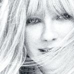 Fourth pic of Kirsten Dunst topless but covered scans