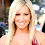 First pic of Ashley Tisdale at Kids Choice Awards paparazzi shots