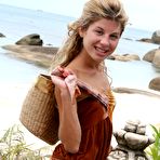 Fourth pic of Babe suck and is fucked - porntraveling.com