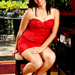 First pic of Mature Pictures Featuring 34 Year Old Kim From AllOver30