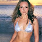 Fourth pic of Holly McGuire