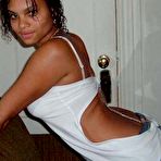 Third pic of Kinky Amateur Latina &raquo; East Babes