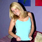 First pic of Sex girlfriend pics :: Naughty naked wife in her sexy poses 