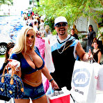 Third pic of Coco Austin cameltoe free photo gallery - Celebrity Cameltoes