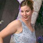 Second pic of Kara Karups PC Gallery