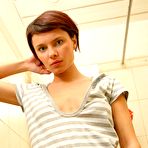 First pic of Teen with tude gets herself off in shower