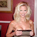 Third pic of Sex girlfriend pics :: Sexually excited amateur wives itching for wild fuck.. 