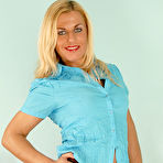 First pic of AllOver30.com - Introducing 31 year old Janet M