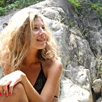 Second pic of Hard fuck in public place - porntraveling.com