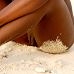 Third pic of MARIA L   BY JOSE_MARTINEZ - PRESENTING MARIA - ORIG. PHOTOS AT 3000 PIXELS - &copy; MET-ART FREE GALLERY