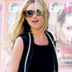 First pic of Kate Moss - Free Nude Celebrities at CelebSkin.net