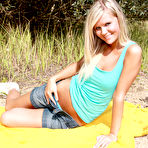 First pic of Clubseventeen Teen Porn