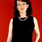 First pic of AllOver30.com - Introducing 46 year old Evelyn