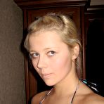 Third pic of Sex girlfriend pics :: Salacious chick skillfully seduces guys in homemade.. 