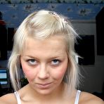 Fourth pic of Sex girlfriend pics :: Salacious chick skillfully seduces guys in homemade.. 