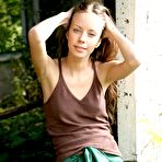 Second pic of eroNata - Cutest teen on the planet - Green scarf