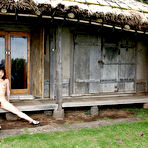 Second pic of Lisa &raquo; East Babes