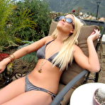 First pic of DISGRACED18.COM