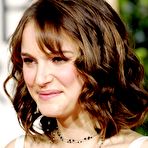 Fourth pic of ::: MRSKIN :::Actress Natalie Portman paparazzi see thru and bikini shots