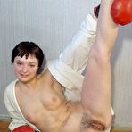 Fourth pic of :: HAIRYPUSSYPORNO.COM ::