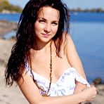 First pic of Slim Naked Babe At The Beach