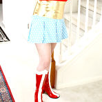 First pic of AllOver30.com - Introducing 33 year old Wednesday