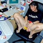 Second pic of WifeBucket.com - Real submitted pics of amateur housewives from nextdoor!