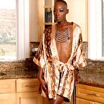 First pic of ThinFetish.com - Dark and skinny