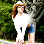 Fourth pic of .: Visit Stunning Serena - Real Amature Teen Model - www.stunningserena.com :.