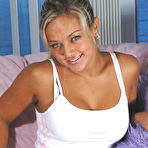First pic of Hot Blonde Teen Girl