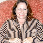 First pic of This big mama just gets her pussy stretched up