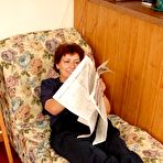 First pic of Moms Young Lovers.com: The truth of mature mammas sex life