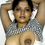 Second pic of Neha Nair - MySexyNeha.com - Sexy Indian Housewife